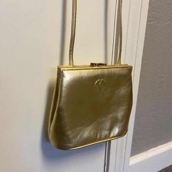 5/$100 Vintage Anne Klein Gold Genuine Leather Mini Evening Bag 2 - Picture 2 of 12